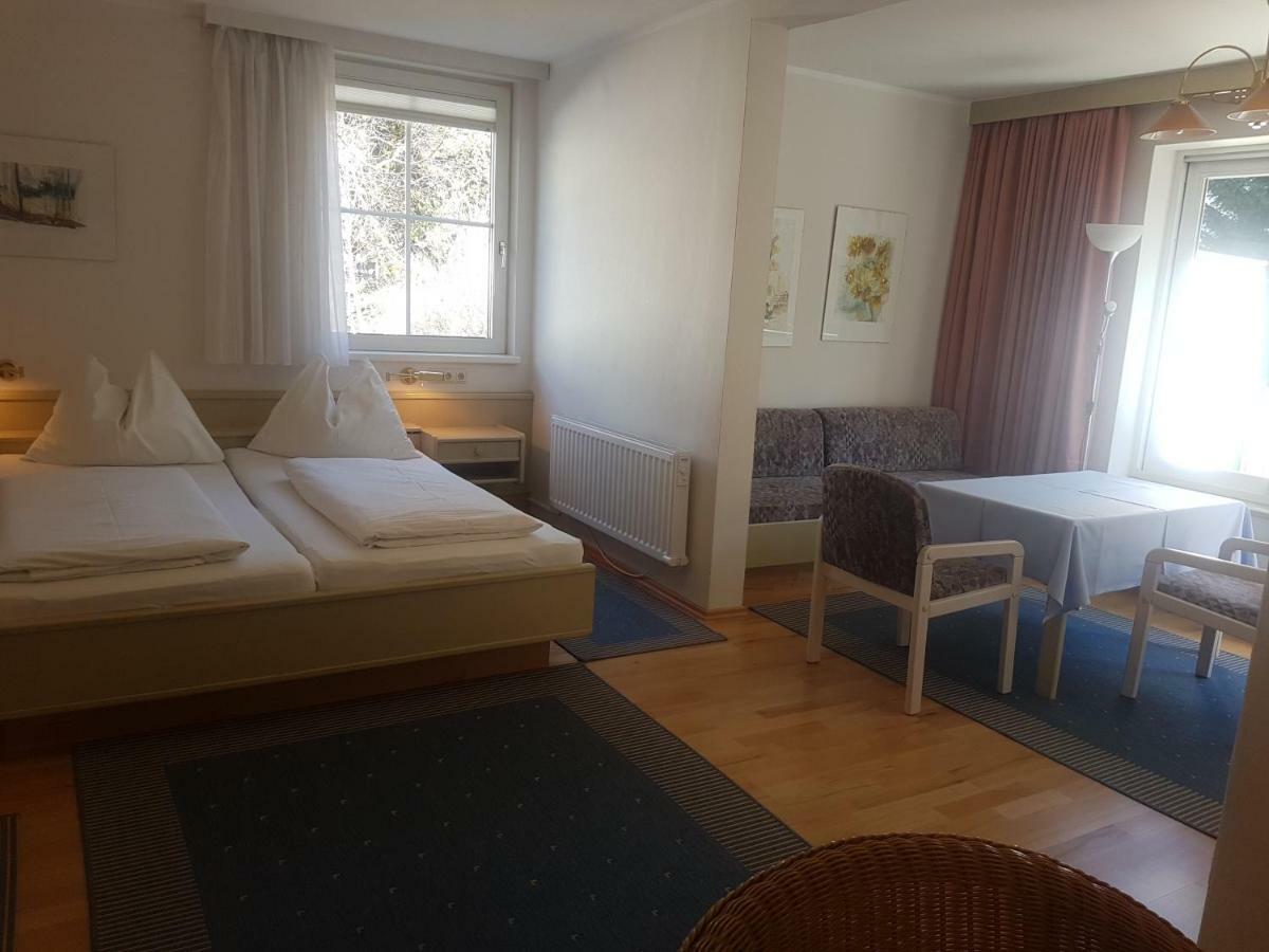 Comfort Bruckner Hotel 2*